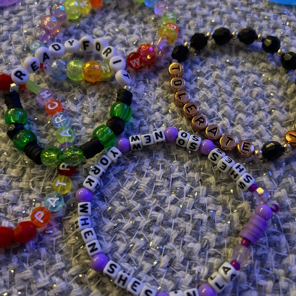 Friendship Trading bracelets 🫶🏼 - Picture 2 of 2